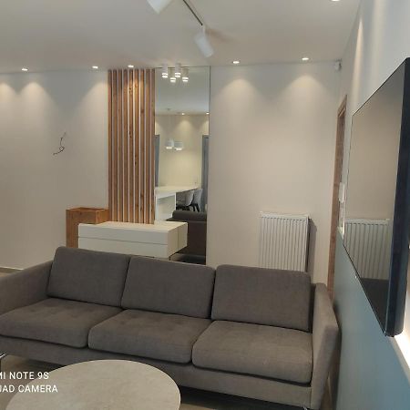 Blue Rose Luxury And Comfort Apartment At The Centre Of Preveza Exterior photo